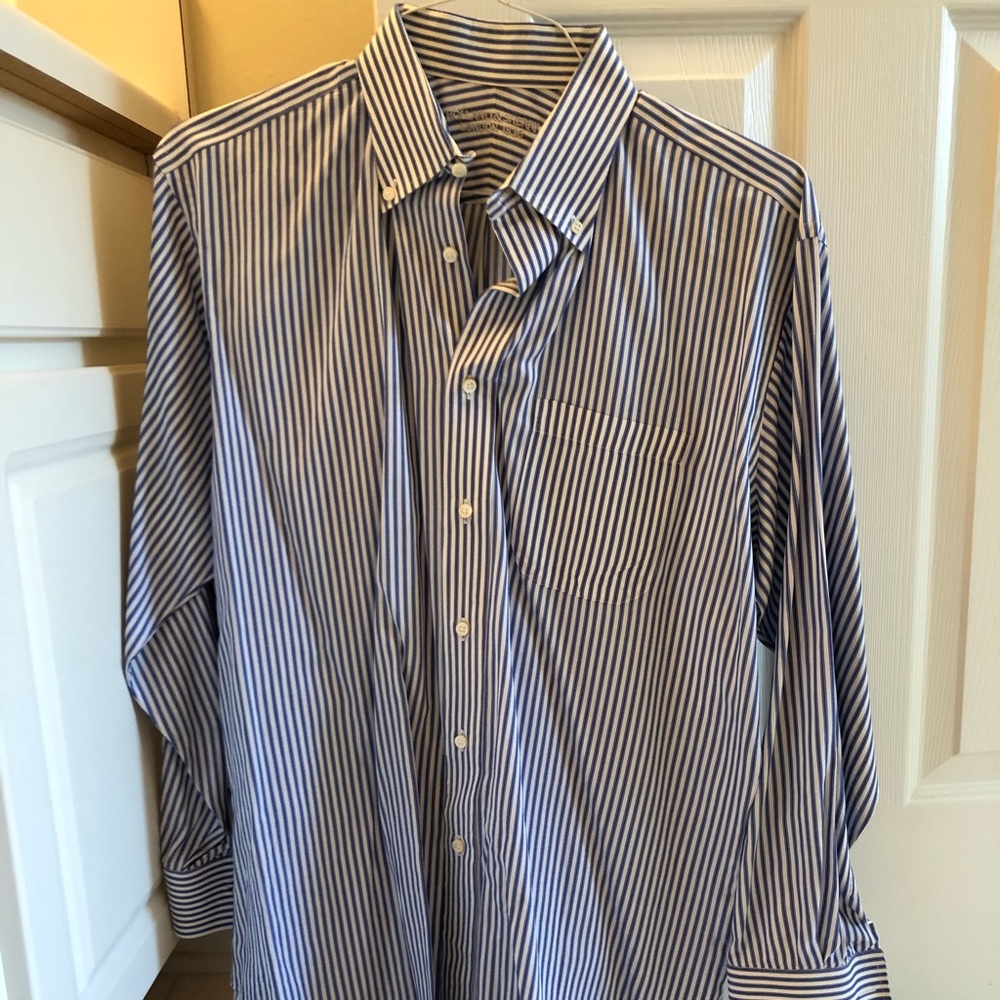 Holland and Sherry Men’s Dress Shirt